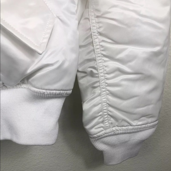 Alpha Industries MA-1 Slim Fit Bomber Jacket NWT White - X-Small XS Reversible - Picture 6 of 13